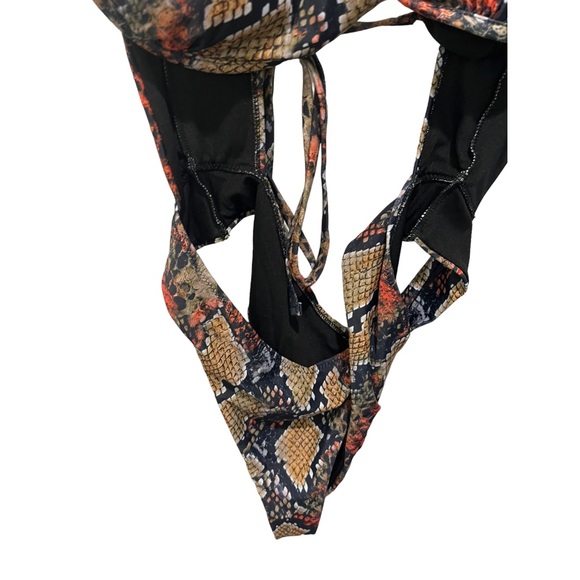 PRETTY LITTLE THINGS BLACK GOLD ORANGE SNAKESKIN TWIST TOP CUT OUT MONOKINI - Picture 6 of 7